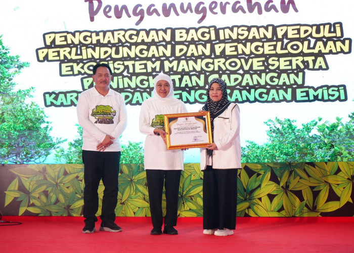 Kembangkan Hutan Kampus di Kota Batu, UIN Maliki Malang Terima Penghargaan Lingkungan dari Gubernur Jatim