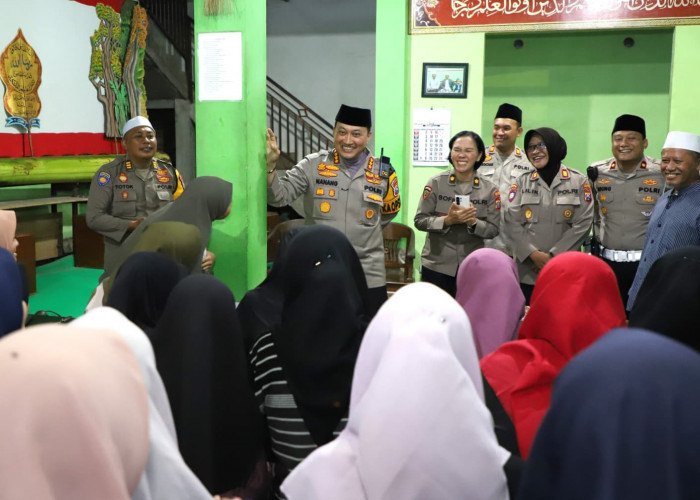 Polresta Malang Kota Gelar Safari Ramadhan, Buka Puasa Bersama Anak Yatim