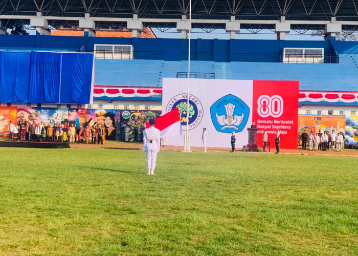 UM Rayakan HUT ke-80 RI dengan Khidmat, Sekaligus Launching Dies Natalis dan Pembukaan PKKMB