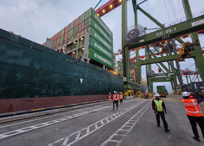Evergreen Awali CIM Service ke Terminal Teluk Lamong, Kapten Castellano: One of The Best Terminals
