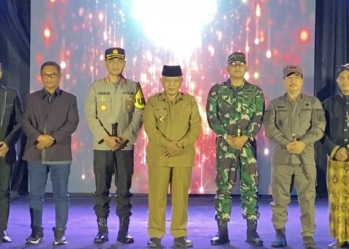 Alumni MAN Filial Malang II Gelar Munajad Akhir Tahun, Dihadiri Bupati