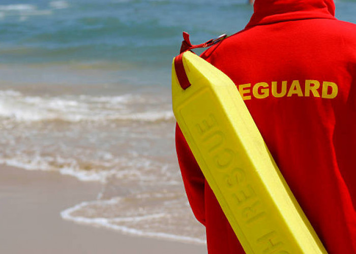 31 Juli Juga Hari Apresiasi Penjaga Pantai, Penyelamat Lebih dari 10 Ribu Orang dari Musibah Tenggelam