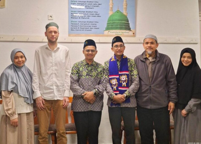 Dosen UM Pengabdian di Jerman, Gandeng Komunitas Muslim, Kuatkan Literasi dan Profesionalisme