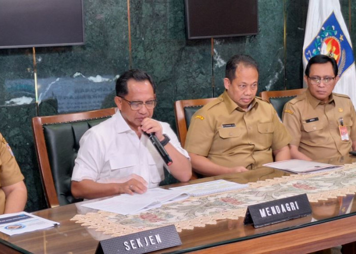 Mendagri Berhentikan Bupati Aceh Selatan 3 Bulan: Nekat Umrah karena Nazar