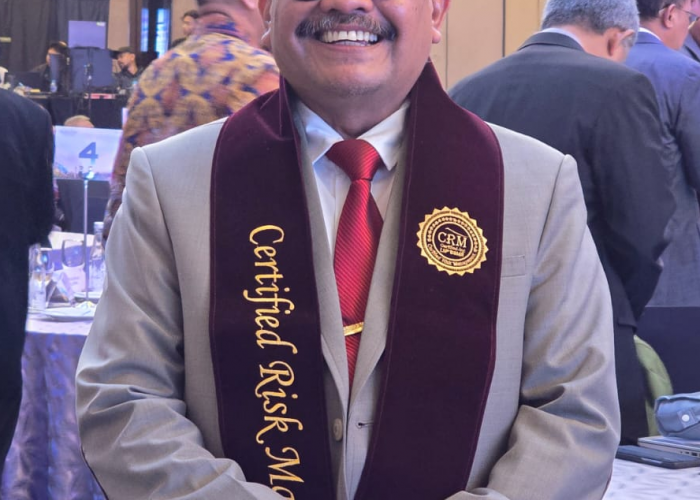 Arek Malang Prof Mas’ud Said Raih Certified Risk Management, Perkuat Pengawasan Bank Jatim