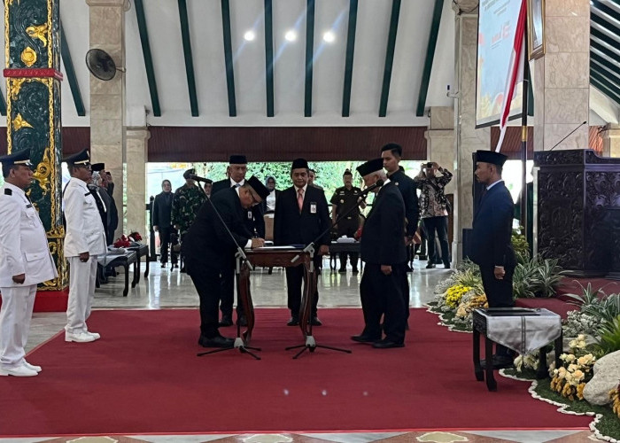 Budiar Resmi Dilantik Jadi Sekda Kabupaten Malang, Dapat PR Berat Turunkan Kemiskinan