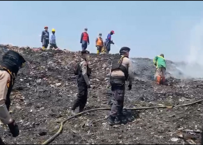 Dugaan Pembakaran Sampah di TPA Supit Urang Malang Diselidiki Polisi