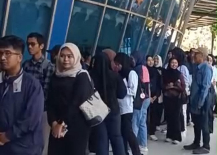 3.480 Pencari Kerja Buru 1.697 Lowongan di Job Fair Kota Malang
