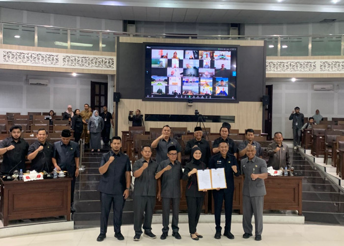 DPRD Kota Malang Sahkan Perubahan Kebijakan Umum dan PrioritasAPBD 2025