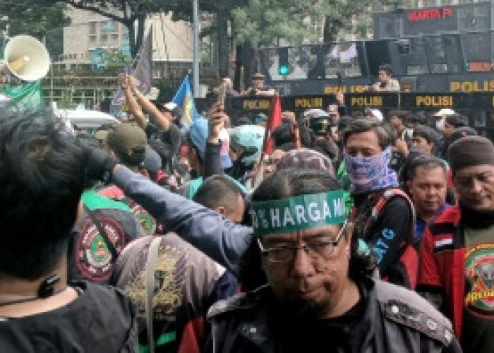 Saat Demo, Ojol Tetapkan 20 Mei sebagai Hari Kebangkitan Ojol 