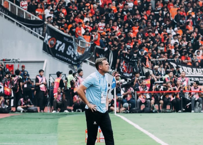 Igor Tolić Akui Taktik Persib Tak Efektif 60 Menit, Tetap Puji Persija