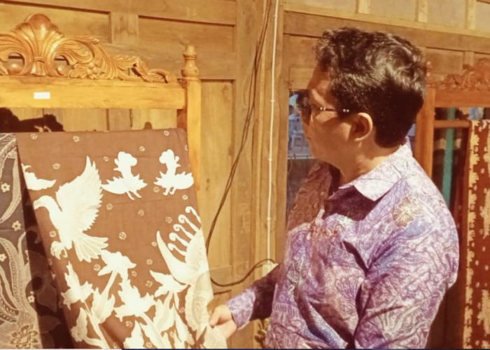 Pemdes Bulukerto Grand Launching Batik Kamulyan, Batik Tulis Premium Bermotif Elang Jawa 