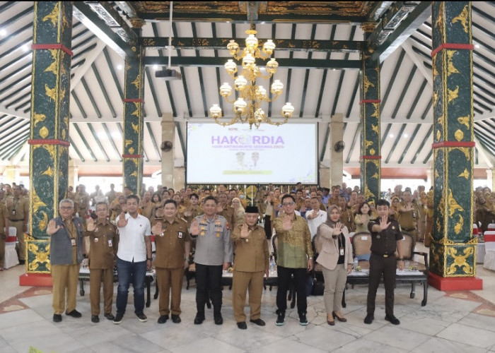 10 Desa Terima Penghargaan Bupati Malang karena Terapkan Aplikasi 'Antikorupsi' SiDASI    