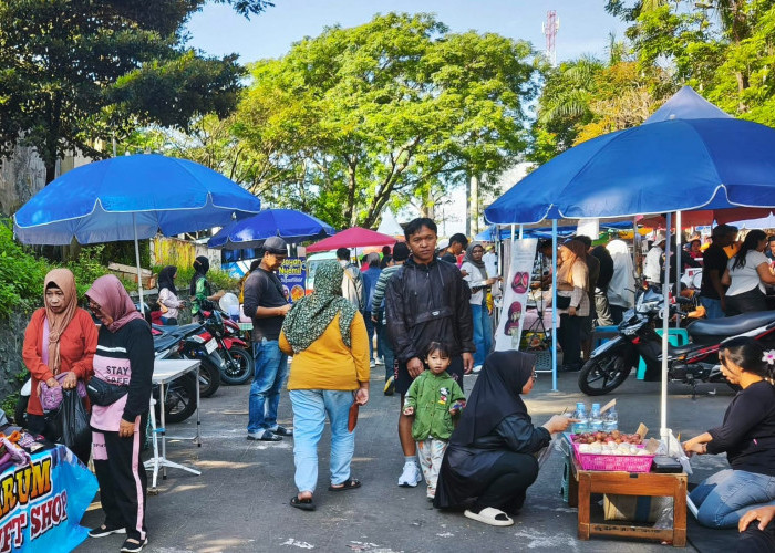 Berburu Kuliner Murah Meriah di Car Free Day Stadion Brantas Batu