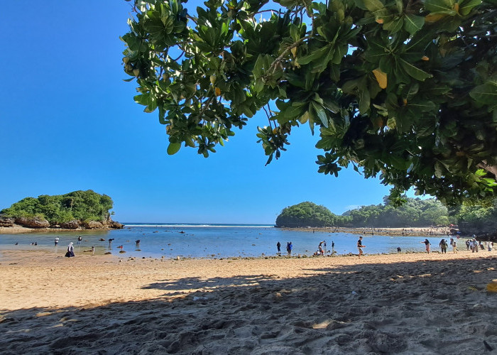 Pantai Three in One, Destinasi Wisata di Pesisir Selatan Malang yang Dikembangkan Warga, Layak Dikunjungi!