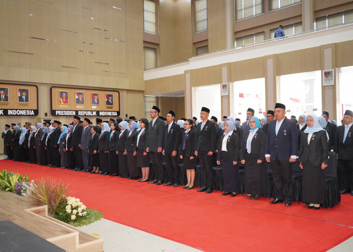 160 ASN Pemkot Batu Terima Satyalancana Karya Satya dari Presiden