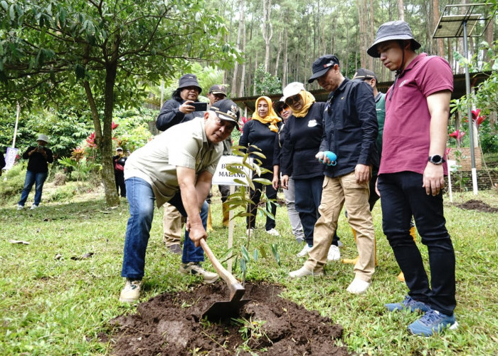 Bupati Malang Pimpin Aksi Tanam Pohon dan Resmikan Wisata Lembah Ken Arok