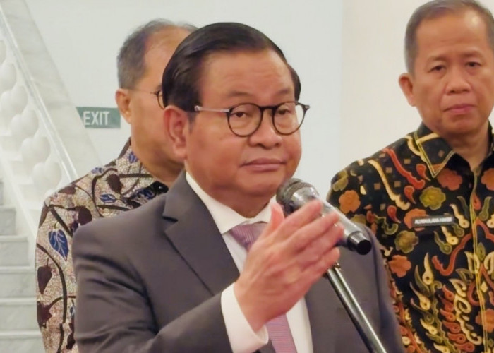 Pramono Kaji Transjakarta Kelola Transportasi Udara Kepulauan Seribu
