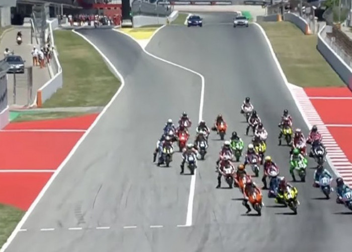Veda Ega Pratama Finis 8 di Moto3 Catalunya 2026, Aoyama Soroti Mental dan Strateginya