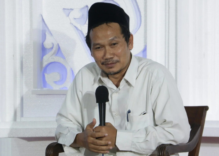 Gus Baha Ungkap Cara Menghilangkan Iri Dengki, Kunci Hidup Tenang Ternyata Sangat Sederhana