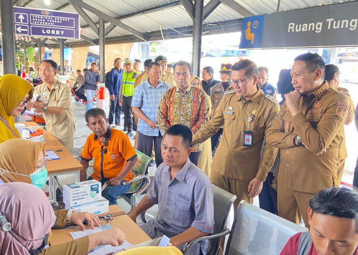 Jelang Arus Mudik, Sopir Bus di Terminal Arjosari Jalani Tes Kesehatan, Ada yang Terindikasi Alkohol