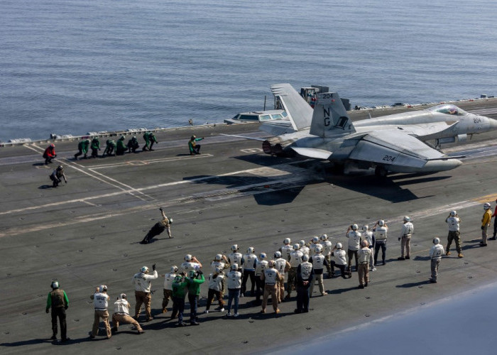 Perundingan Nuklir dengan Iran Alot, AS Perkuat Kekuatan di Timteng, Dua Kapal Induk Dikawal 13 Kapal Perang