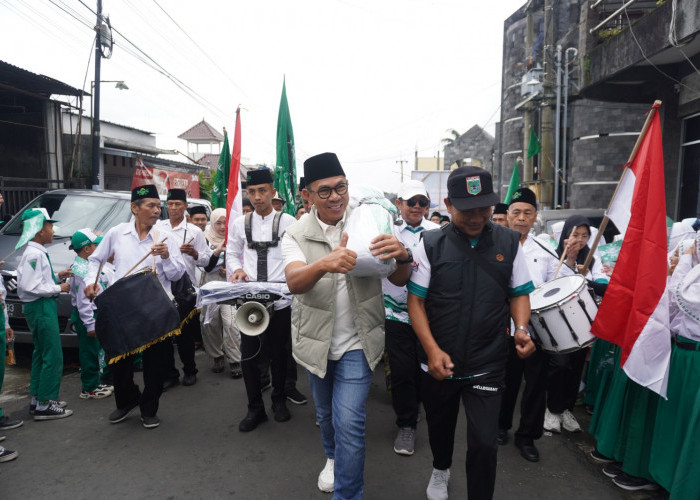 Harlah NU Bentangkan Bendera NU 1.000 Meter dan Tanam 1.000 Pohon di Lereng Panderman