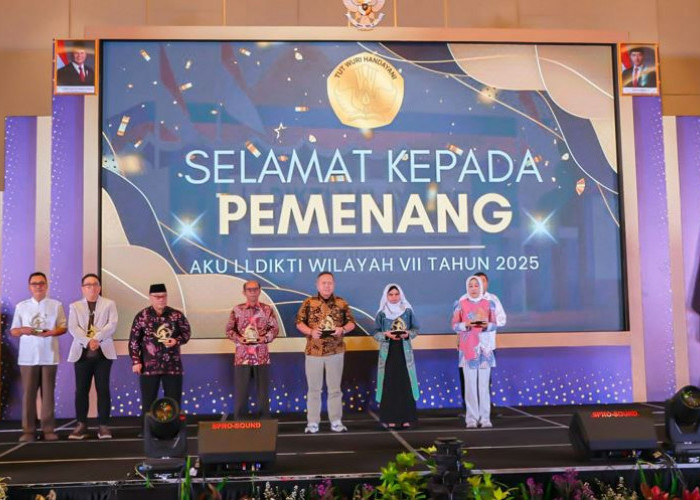 Raih 2 Anugerah Kampus Unggulan, UIBU Tunjukkan Konsistensi dalam Mutu dan Prestasi Mahasiswa