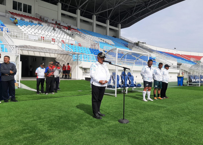 Pererat Sinergi Lintas-Sektor, Bupati Malang Buka Pertandingan Sepak Bola Antar-Instansi di Kanjuruhan