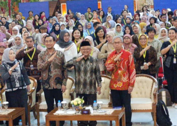 Mendikdasmen Tegaskan Bahasa Inggris Mulai Diajarkan di SD Mulai 2027, Guru Harus Siap Hadapi Era AI