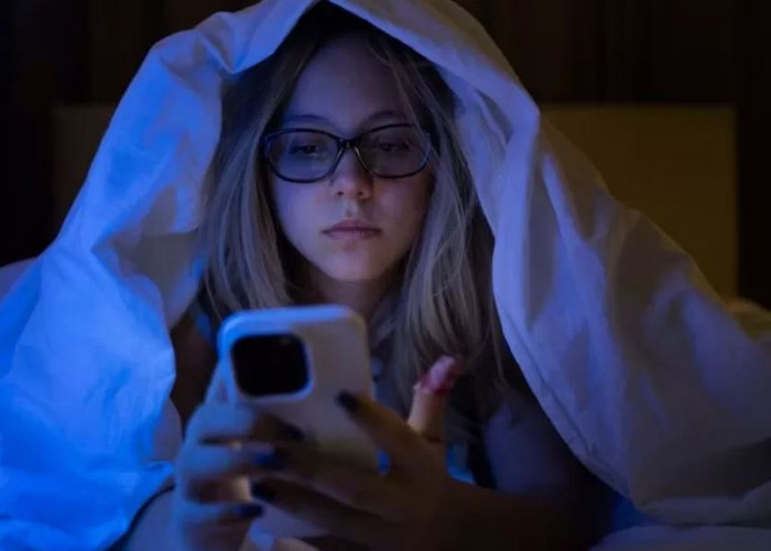 Miris! Durasi Anak Indonesia di Bawah 17 Tahun Main Gadget Capai 11 Jam Sehari