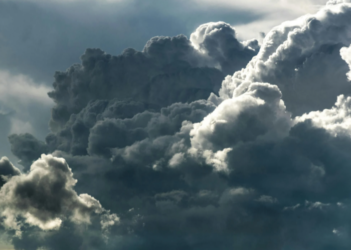 Cuaca Malang Raya 15 Januari 2026 Didominasi Awan, Hujan Berpeluang Turun Tidak Merata Siang Hari