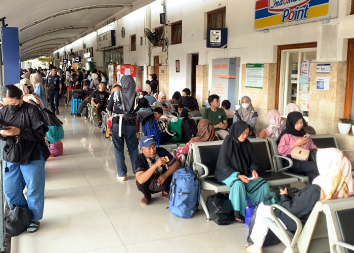 Hari Pertama Angkutan Nataru, 5.379 Penumpang Padati Stasiun Malang