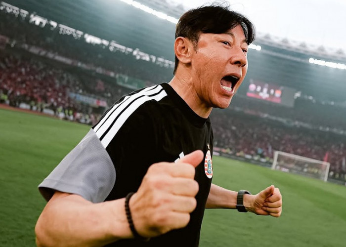 Nama Shin Tae-yong Kembali Bergema di GBK Usai Indonesia Ditahan Malaysia