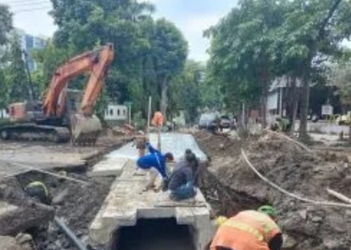 Tuntaskan Masalah Banjir, Pemkot Malang Kebut Pekerjaan Drainase di 34 Titik Rawan