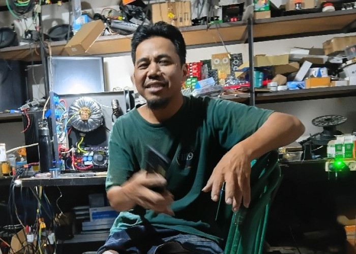 Rumah di Batu Mandiri Listrik 3 Tahun, Andalkan Panel Surya 8.000 Wp dan Baterai