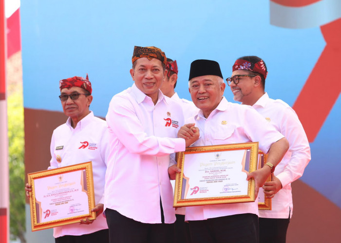 Bupati Malang Raih Penghargaan Pembina Koperasi Andalan Jatim 2026, Perkuat UMKM dan Ekonomi Kerakyatan