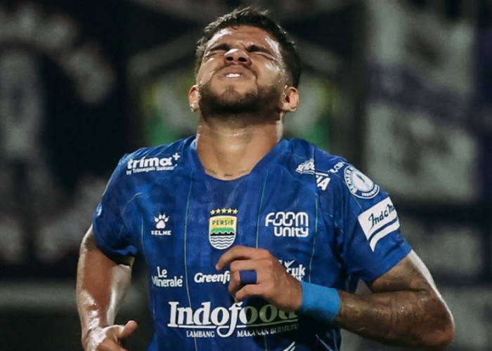 Petaka Menit ke-89! Persib Bandung Dipaksa Menelan Kekalahan dari Madura United