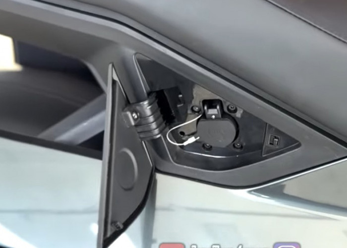 Skutik Listrik Pintar Serba Aplikasi dengan OTA Update dan Gratis Charging 5 Tahun
