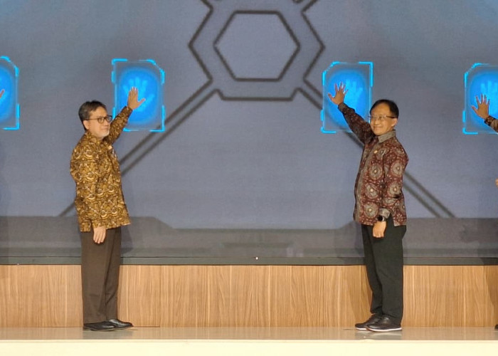 PLN Dukung Kebutuhan Energi Era Digital dengan Prioritaskan Pengembangan PLTS