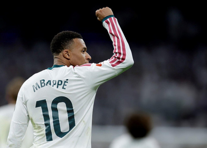 Jelang El Clasico, Hansi Flick Siapkan Strategi Redam Kylian Mbappe dan Bola Mati Real Madrid