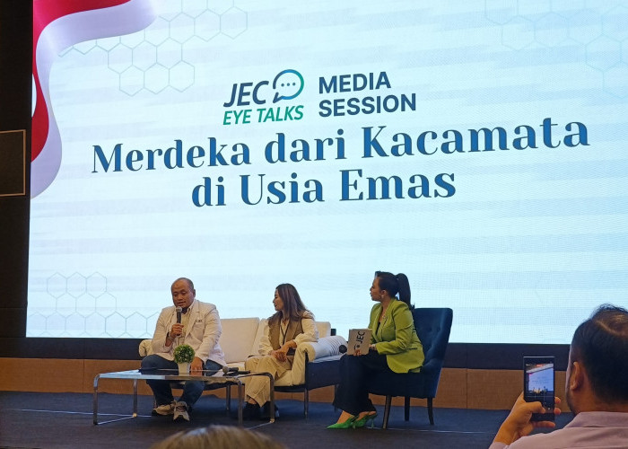 Solusi Cepat Atasi Kasus Mata Tua Tanpa Kacamata dengan Teknologi Lensa Tanam