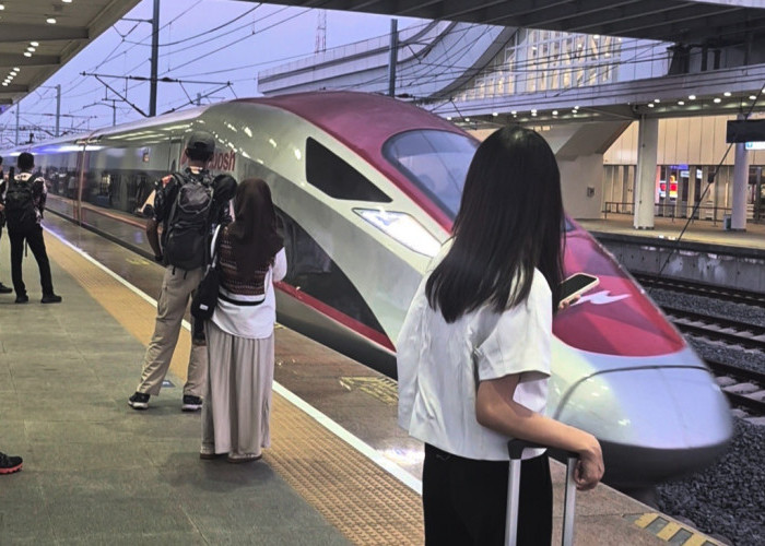 CEO Danantara: Skema Pembayaran Utang Kereta Cepat Whoosh Masih Dikaji