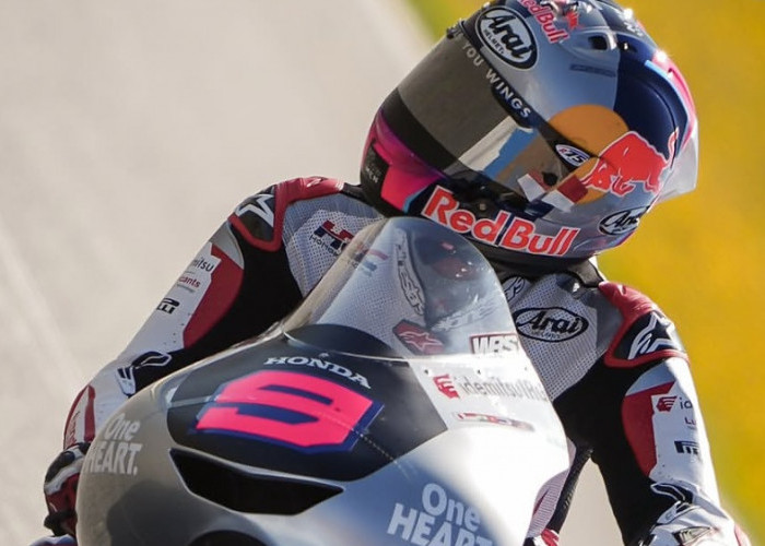 Veda Ega Pratama Lampaui Rossi dan Marquez di 4 Race Awal Moto3? Datanya Bikin Kaget
