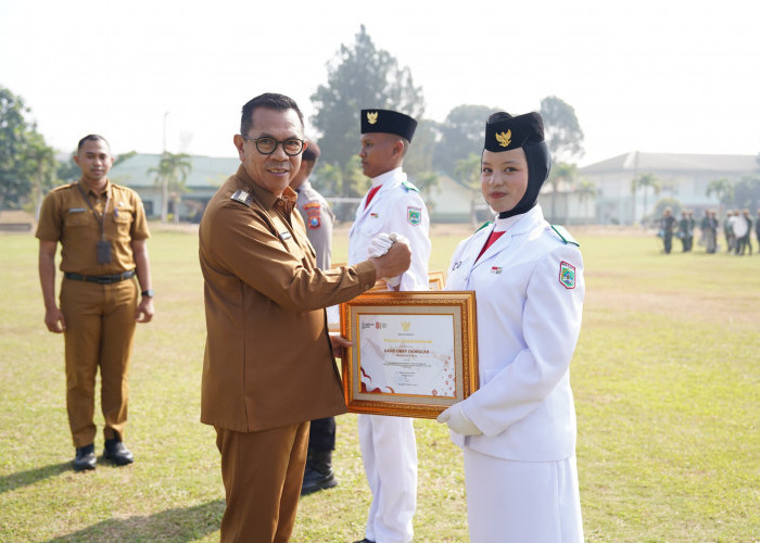 72 Paskibraka Kota Batu 2026 Purna Tugas, Nurochman Tekankan Pentingnya Karakter