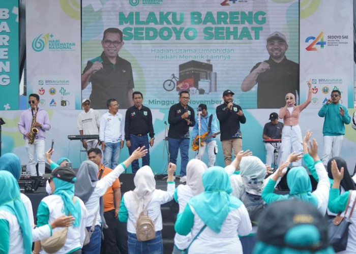 10.000 Peserta Ramaikan “Mlaku Bareng Sedoyo Sehat” di Kota Batu, Berhadiah Utama 2 Tiket Umrah  