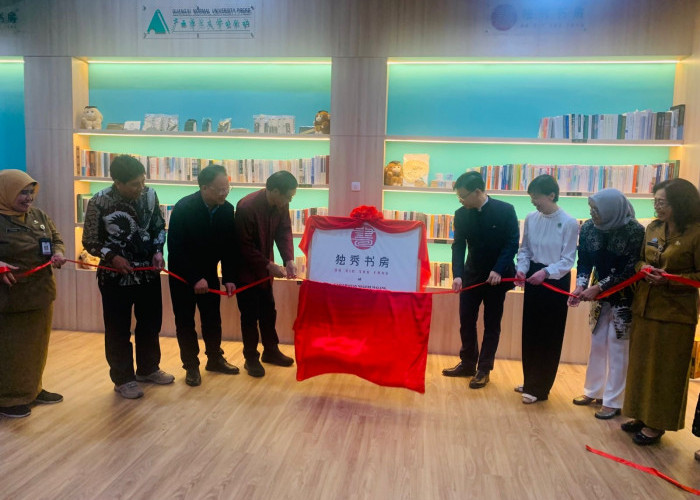 UM Resmikan Ruang Baca Du Xiu Shu Fang, Perkuat Kerja Sama Akademik dengan China