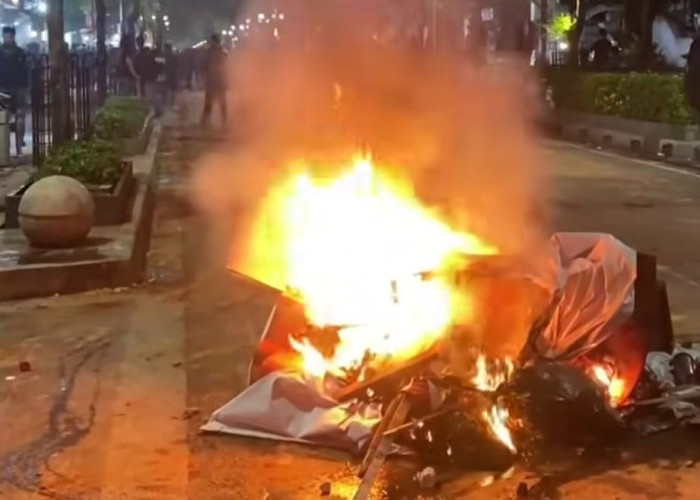 Kericuhan Malioboro Rabu Malam Rusak ATM dan Halte Trans Jogja, 1 Orang Diamankan