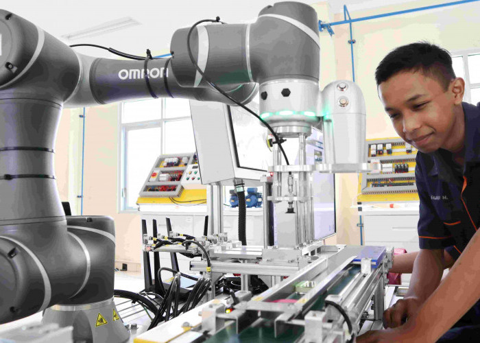 Generasi Muda Lirik Industri, Pendaftar Sekolah Vokasi Kemenperin Naik 21 Persen, Ini Deretan Kampusnya