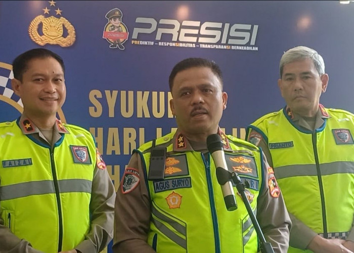 Sambil Dievalusi, Korlantas Bekukan Sementara Penggunaan Strobo dan Sirene